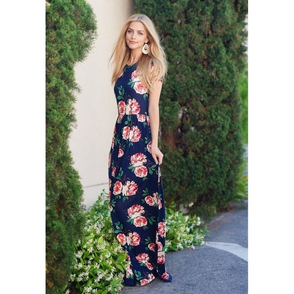 NWT Short Sleeve Floral Maxi by Reborn J - Picture 4 of 8